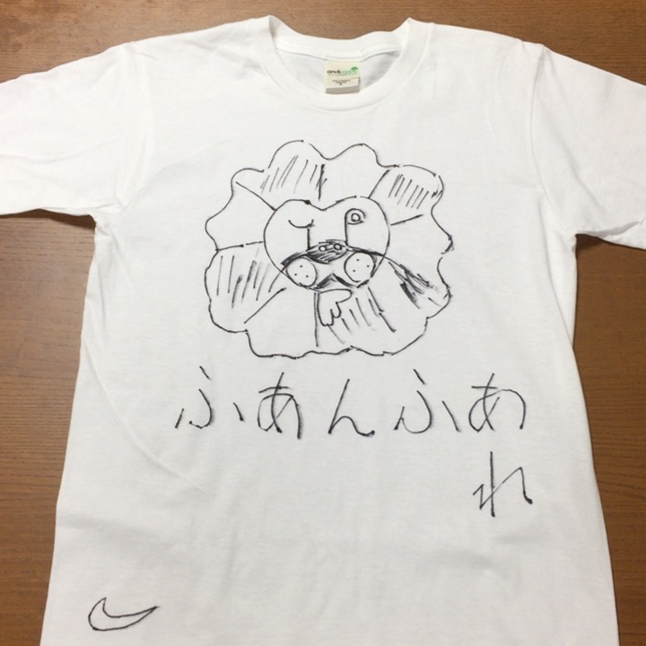 SUZURIで注文したオリジナルTシャツ
